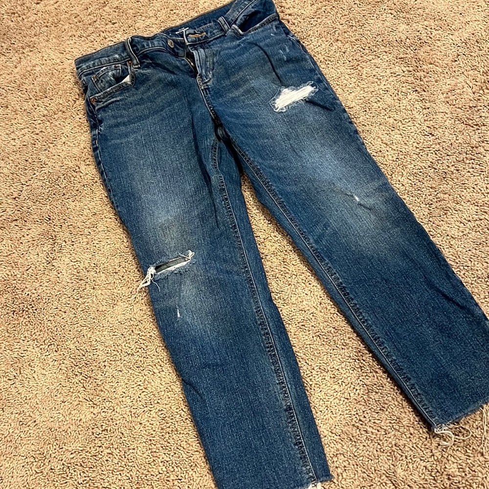 Old Navy boyfriend cropped mid rise jeans size 4